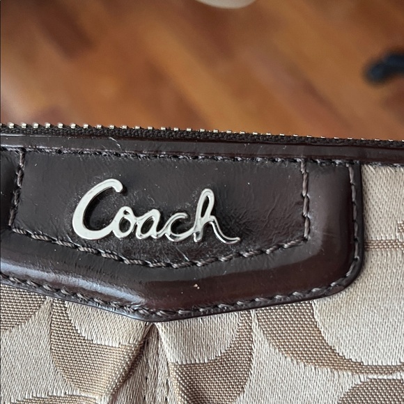 Vintage Coach Beige and Dark Brown Zip Wallet - Picture 2 of 16